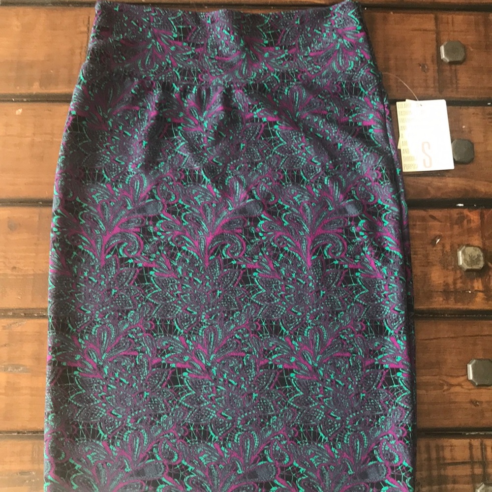 Lularoe Cassie size small
